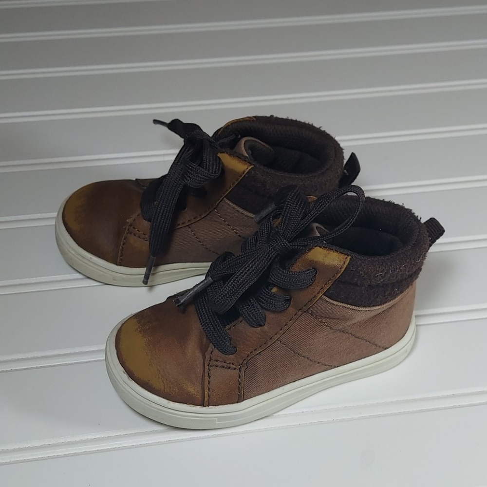 Carters short boot sz 6 - Picture 1 of 7